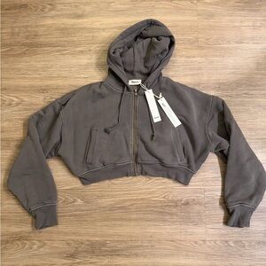 Elwood Cropped Hoodie